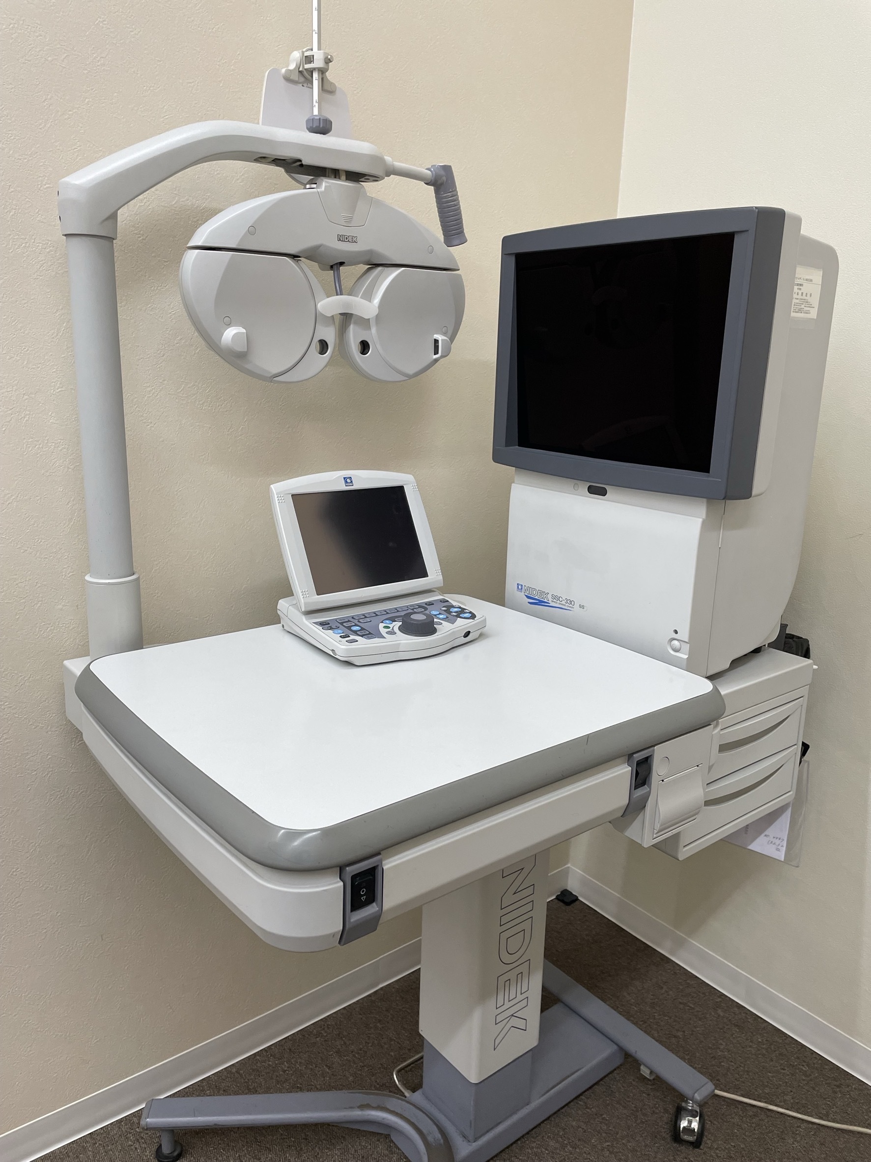 眼科検査室